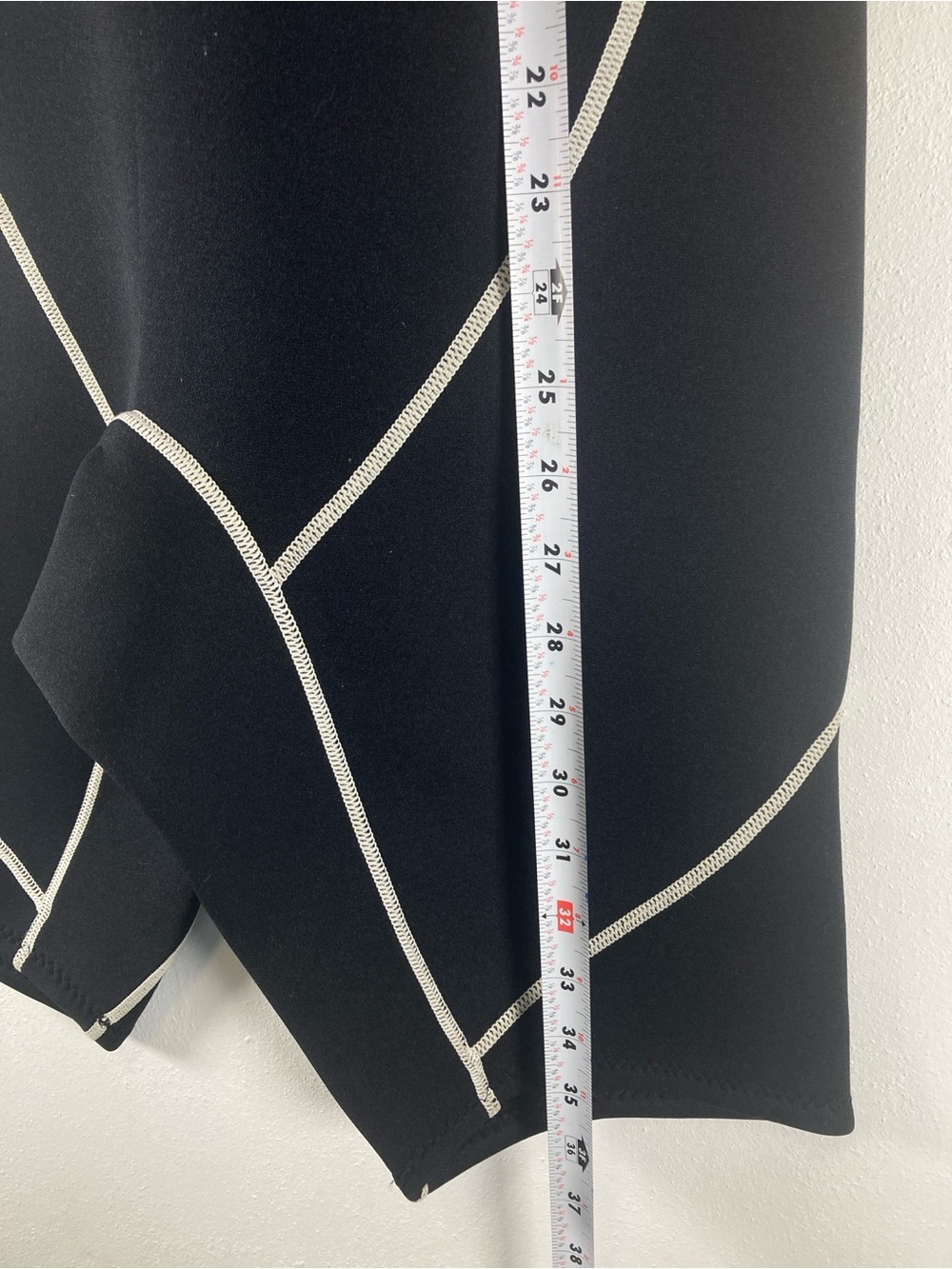 Sorrento Wetsuit Wet Suit Size ML Shorty Surfing Waterproof Beach Black - Picture 10 of 16